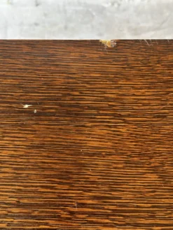 Commode vintage en chêne et placage à 4 tiroirs