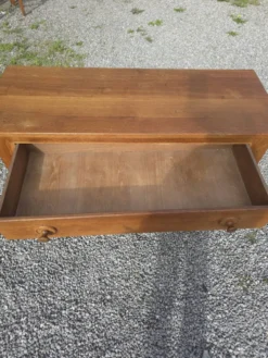 Commode Vintage en chêne massif des années 60