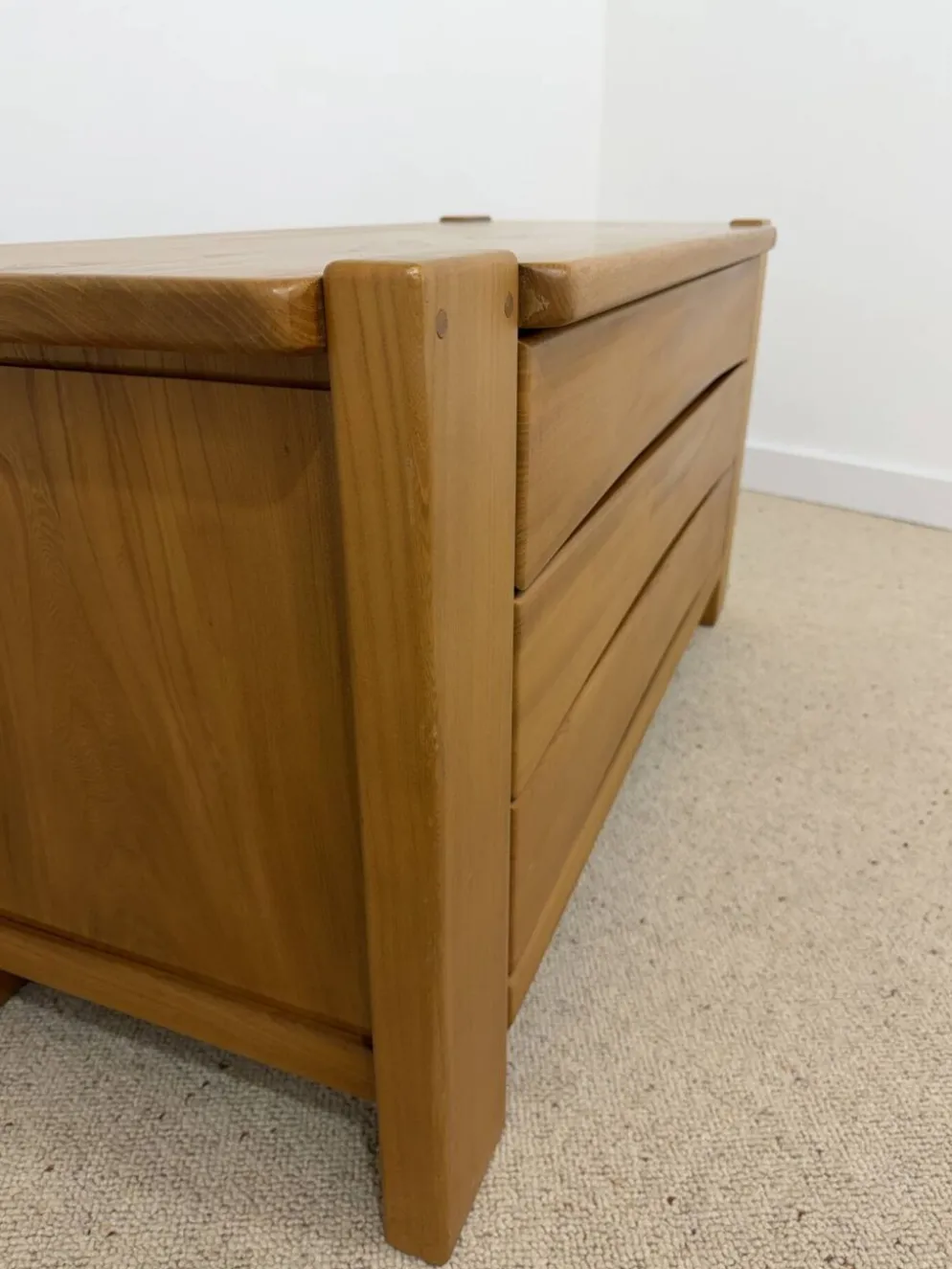 Commode vintage en orme – années 70