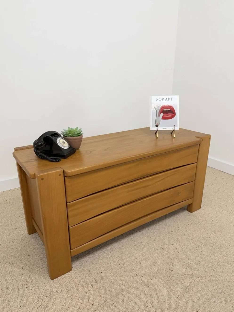 Commode vintage en orme – années 70