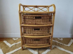 Commode vintage en rotin et osier