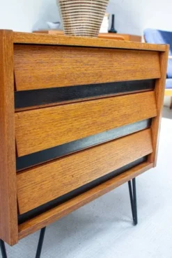Commode vintage en teck des années 50, meuble bas, buffet