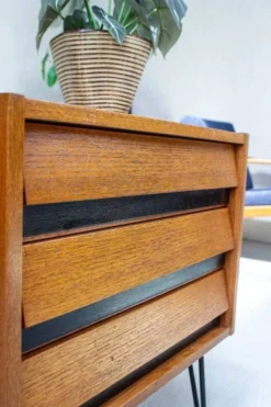 Commode vintage en teck des années 50, meuble bas, buffet