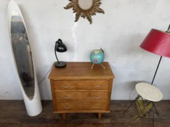 Commode vintage poignée diamants