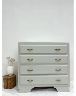 Commode vintage rénovée