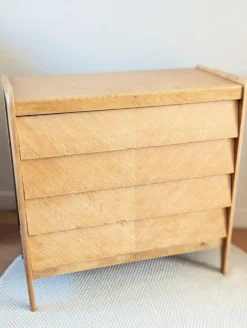 Commode vintage rénovée, années 50 60, style scandinave et moderniste