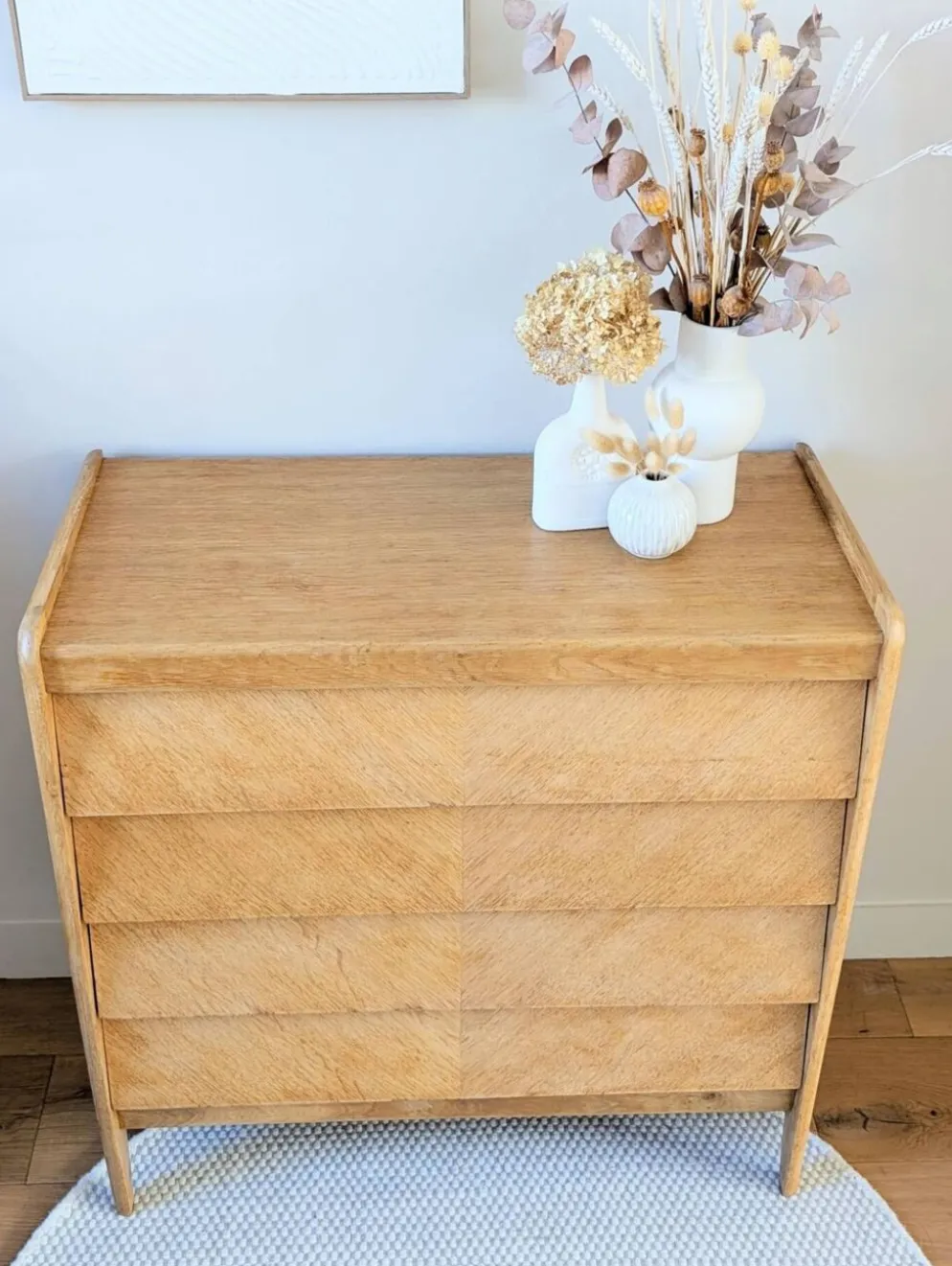 Commode vintage rénovée, années 50 60, style scandinave et moderniste