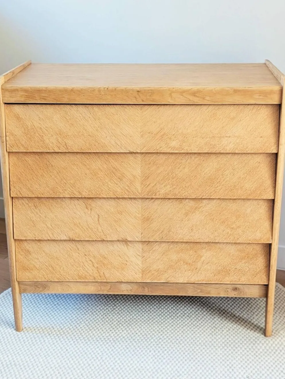 Commode vintage rénovée, années 50 60, style scandinave et moderniste