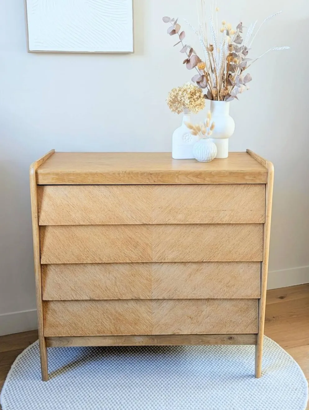 Commode vintage rénovée, années 50 60, style scandinave et moderniste