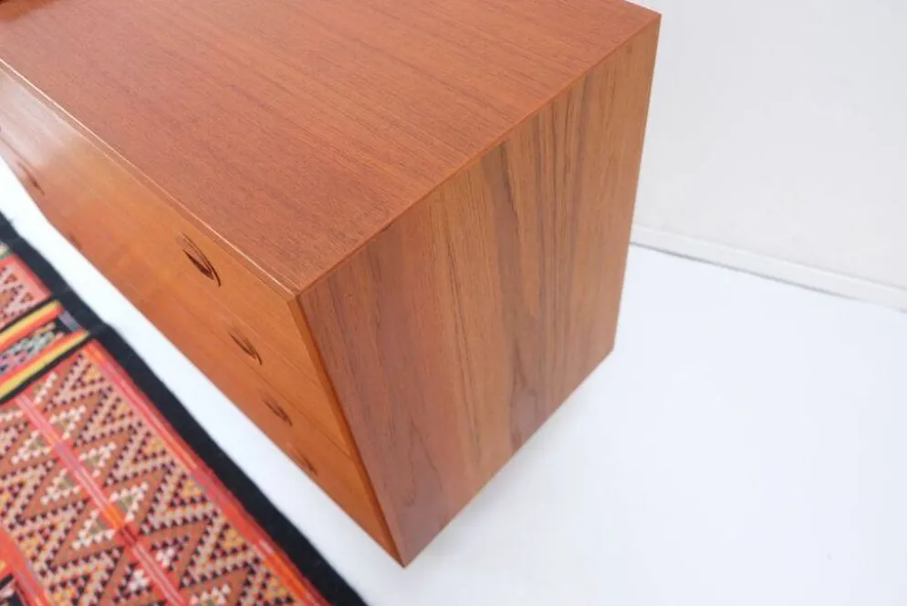 Commode vintage rétro années 60-70 HG Møbler en teck, style années 60-70.