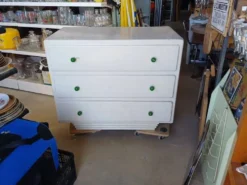 Commode vintage vintage style Mado / Années 50