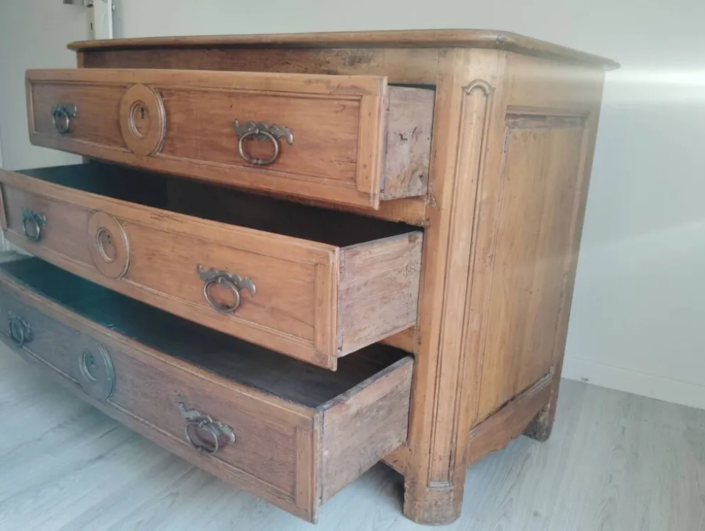 Commode XVIII façade 1/2 lune