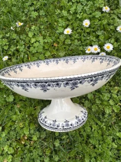 Compotier ancien en faïence Terre de Fer - Décor floral bleu