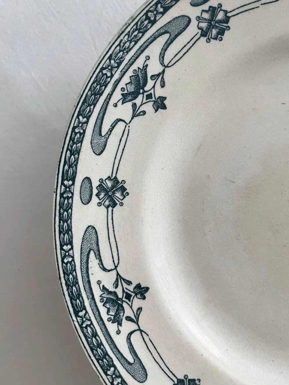 Compotier bas terre de fer art nouveau "Mogador" Saint Amand