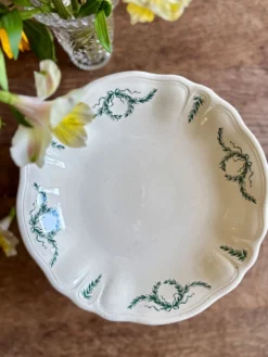 Compotier ou assiette à pied ancienne en terre de fer -Villey de Longc