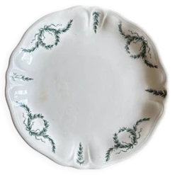 Compotier ou assiette à pied ancienne en terre de fer -Villey de Longc
