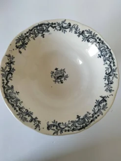 Compotier sur piédouche Longchamp, modèle Régent, période R. Charbonnier