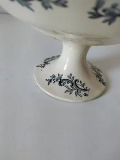 Compotier sur piédouche Longchamp, modèle Régent, période R. Charbonnier