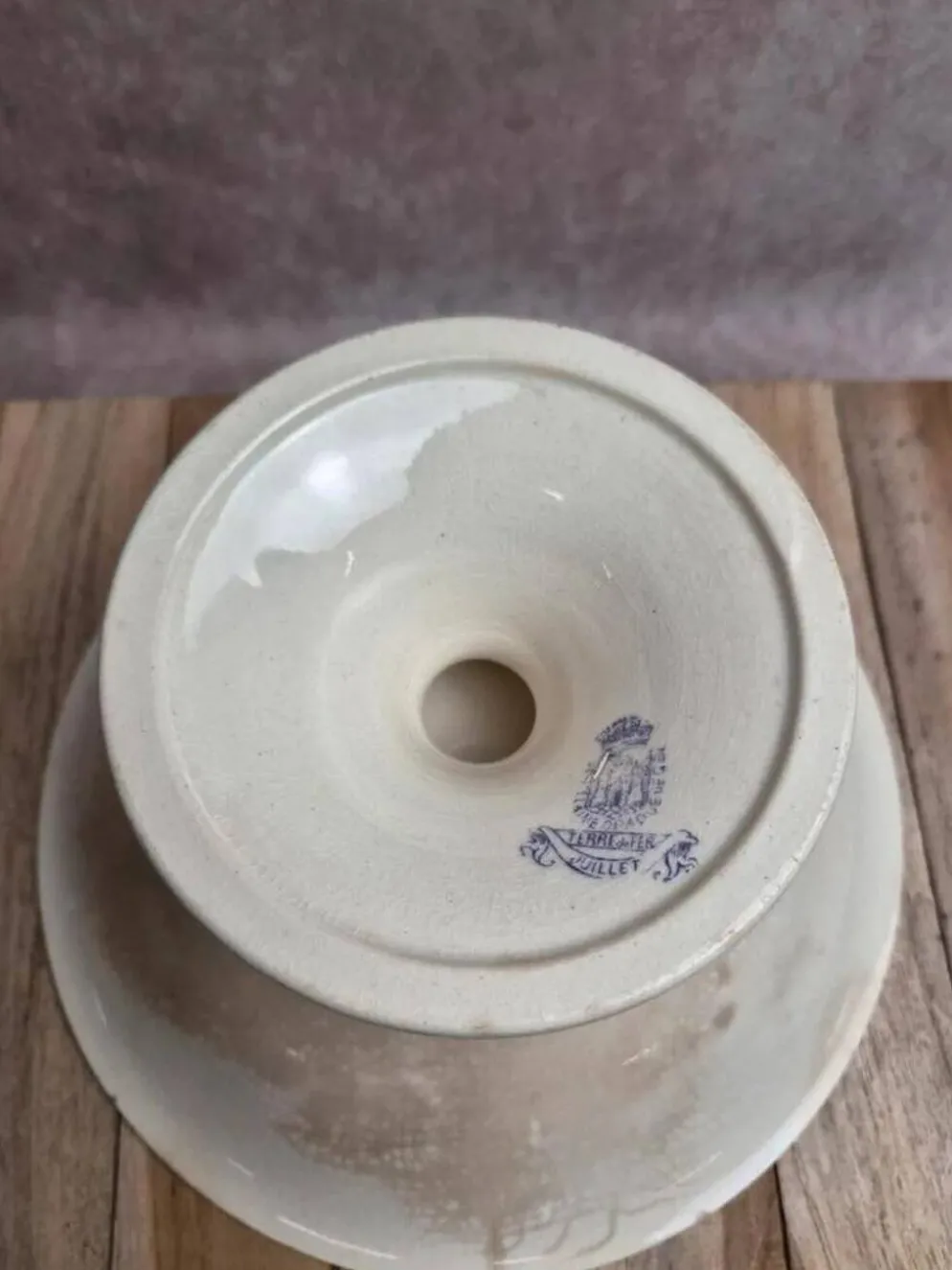 Compotier sur pied ancien Gien Terre de Fer modèle Juillet