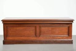 Comptoir anglais antique, 19ème siècle
