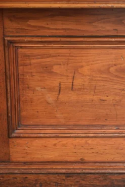 Comptoir anglais antique, 19ème siècle