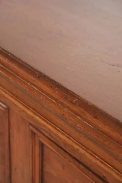 Comptoir anglais antique, 19ème siècle
