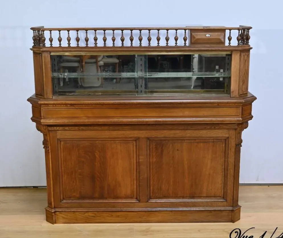 Comptoir d’apothicaire en chêne – 1920