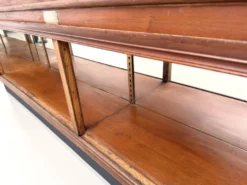 Comptoir de commerce ancien