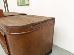 Comptoir de commerce ancien