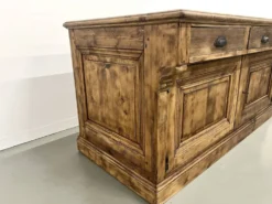 Comptoir de commerce des années 1900