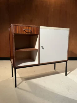 Comptoir de commerce / vitrine des années 60