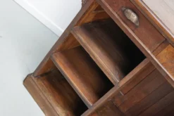 Comptoir de magasin en chêne français antique / unité de rangement, 19e siècle