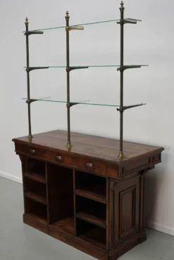 Comptoir de magasin en chêne français antique / unité de rangement, 19e siècle