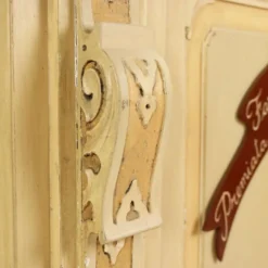 Comptoir de pharmacie ancien en noyer laqué, Italie, fin XIXe siècle