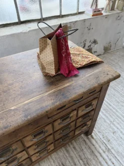 Comptoir, îlot central, meuble de métier multi-tiroirs
