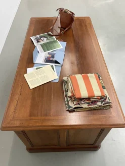 Comptoir ou bureau en noyer années 50