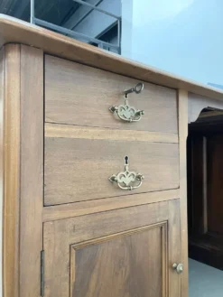 Comptoir ou bureau en noyer années 50