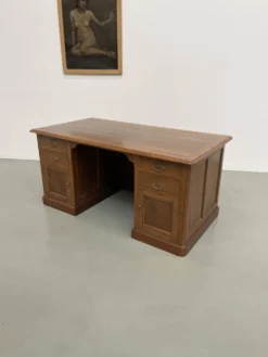 Comptoir ou bureau en noyer années 50