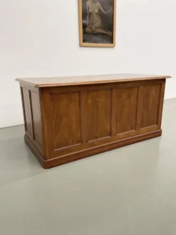 Comptoir ou bureau en noyer années 50