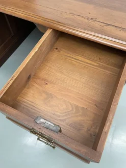 Comptoir ou bureau en noyer années 50
