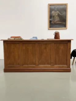 Comptoir ou bureau en noyer années 50