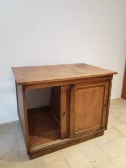 Comptoir vitré ancien