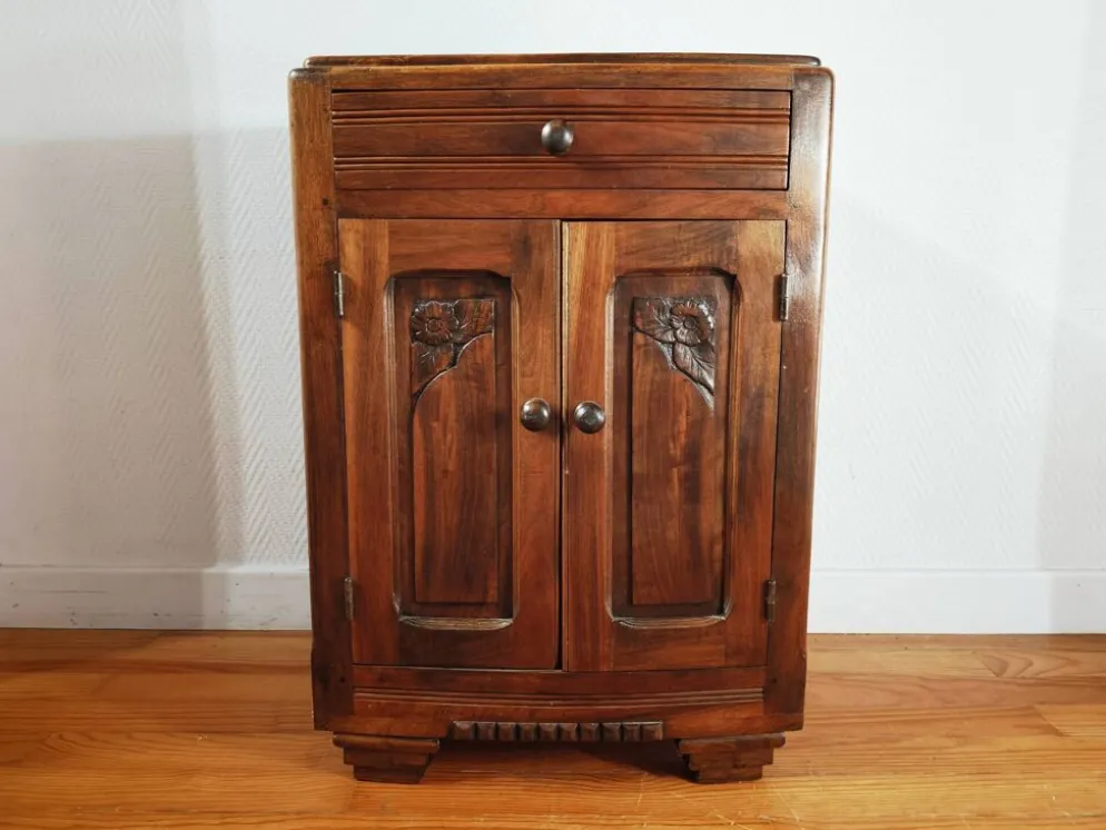 Confiturier en noyer – meuble de rangement ancien 1930-40