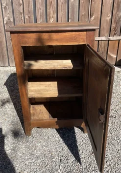 Confiturier ou petit buffet 1 porte bois massif