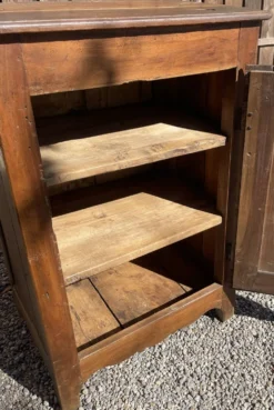 Confiturier ou petit buffet 1 porte bois massif