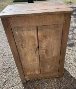 Confiturier ou petit buffet 1 porte bois massif