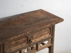 Console ancienne chinoise à entrelacs géométriques – Chine, vers 1900