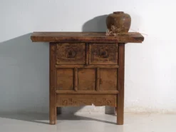 Console ancienne chinoise à tiroirs sculptés – Chine, vers 1900