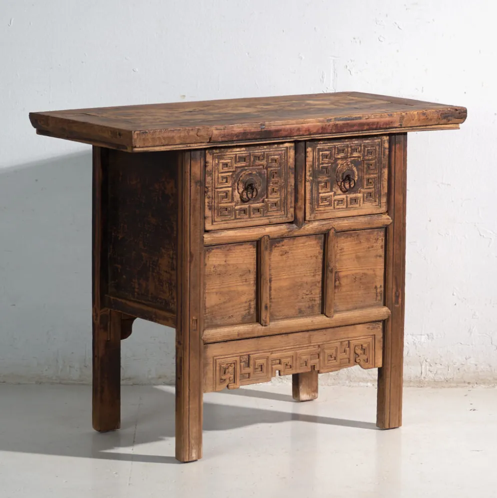 Console ancienne chinoise à tiroirs sculptés – Chine, vers 1900