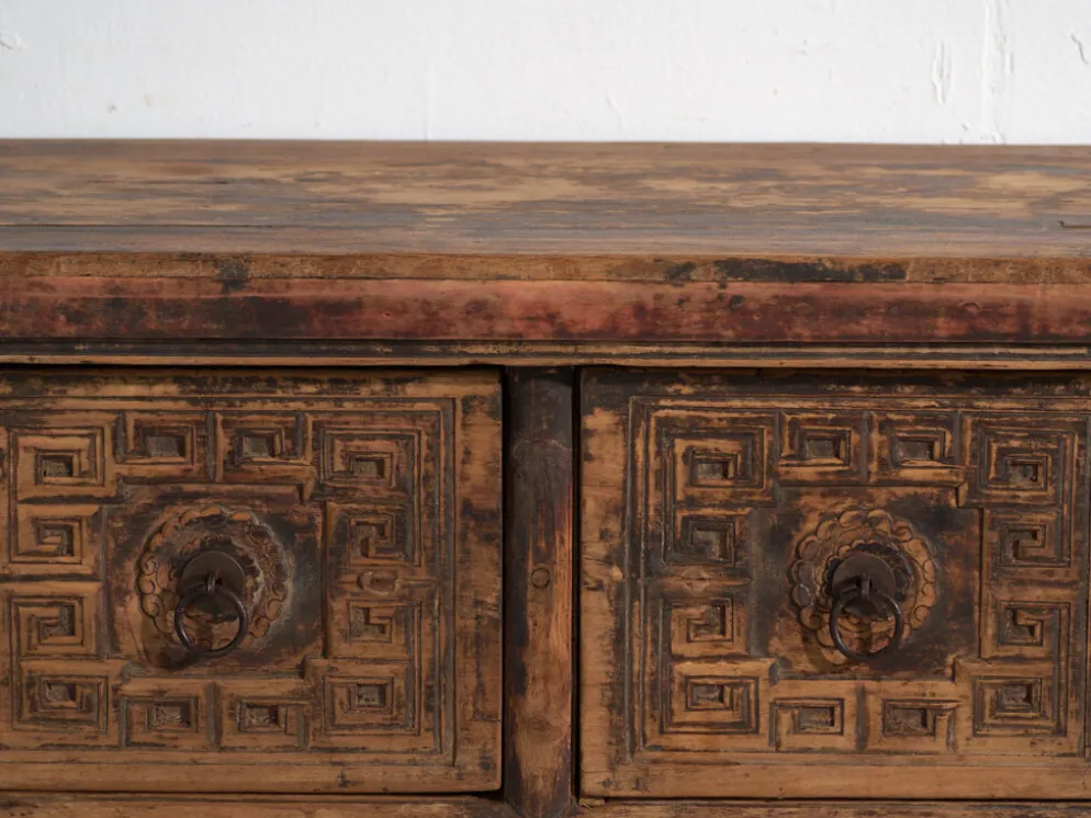 Console ancienne chinoise à tiroirs sculptés – Chine, vers 1900